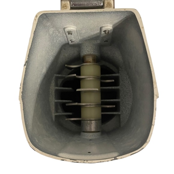 Swing A Way MCM Vintage Wall Mount Ice Crusher‎ - Picture 8 of 9